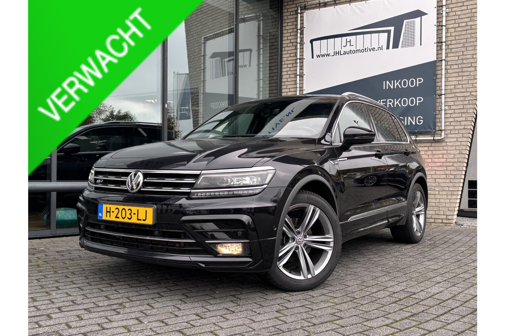 Volkswagen Tiguan 1.5 TSI Business R*ECC*CAM*ACC*HAAK*CARPLAY*NAVI*